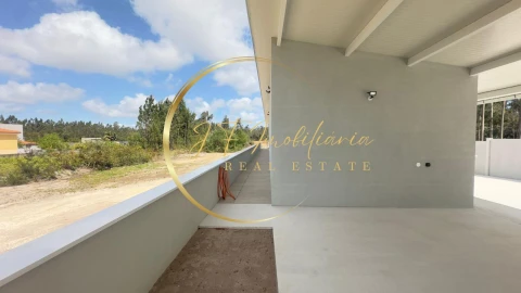 Moradia T3 para Venda em Fonte de Angeão e Covão do Lobo