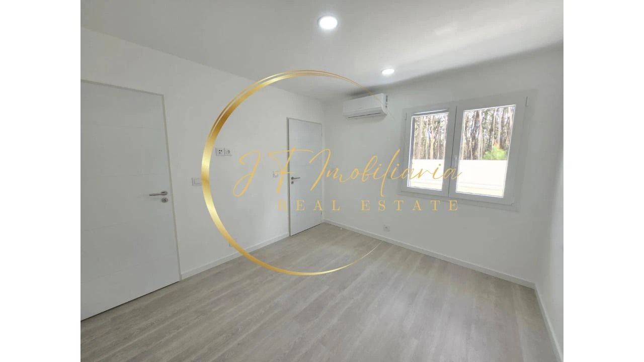 Moradia T3 para Venda em Fonte de Angeão e Covão do Lobo Foto 18