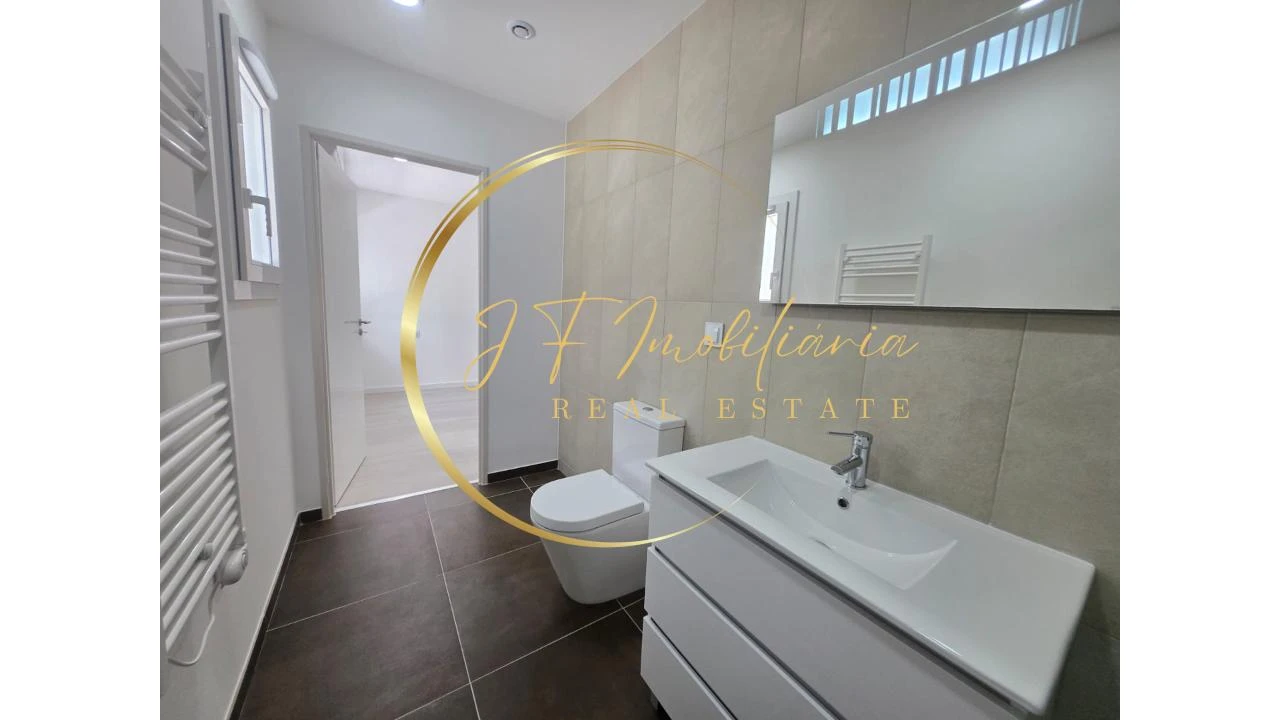 Moradia T3 para Venda em Fonte de Angeão e Covão do Lobo Foto 20