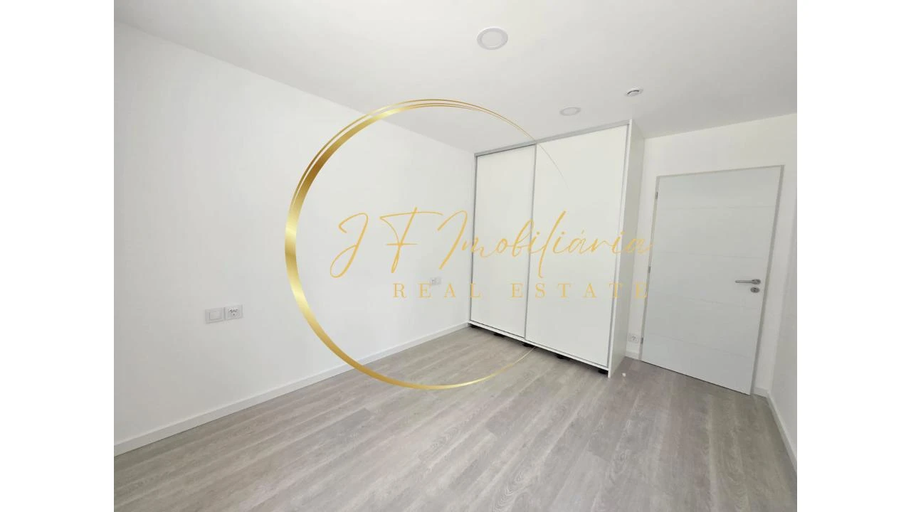 Moradia T3 para Venda em Fonte de Angeão e Covão do Lobo Foto 23