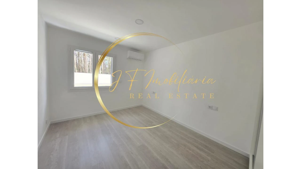 Moradia T3 para Venda em Fonte de Angeão e Covão do Lobo Foto 25