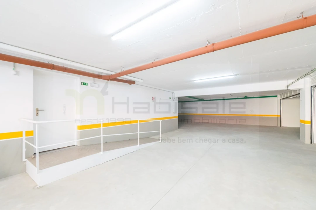 Apartamento T3 para Venda em Carcavelos e Parede Foto 33