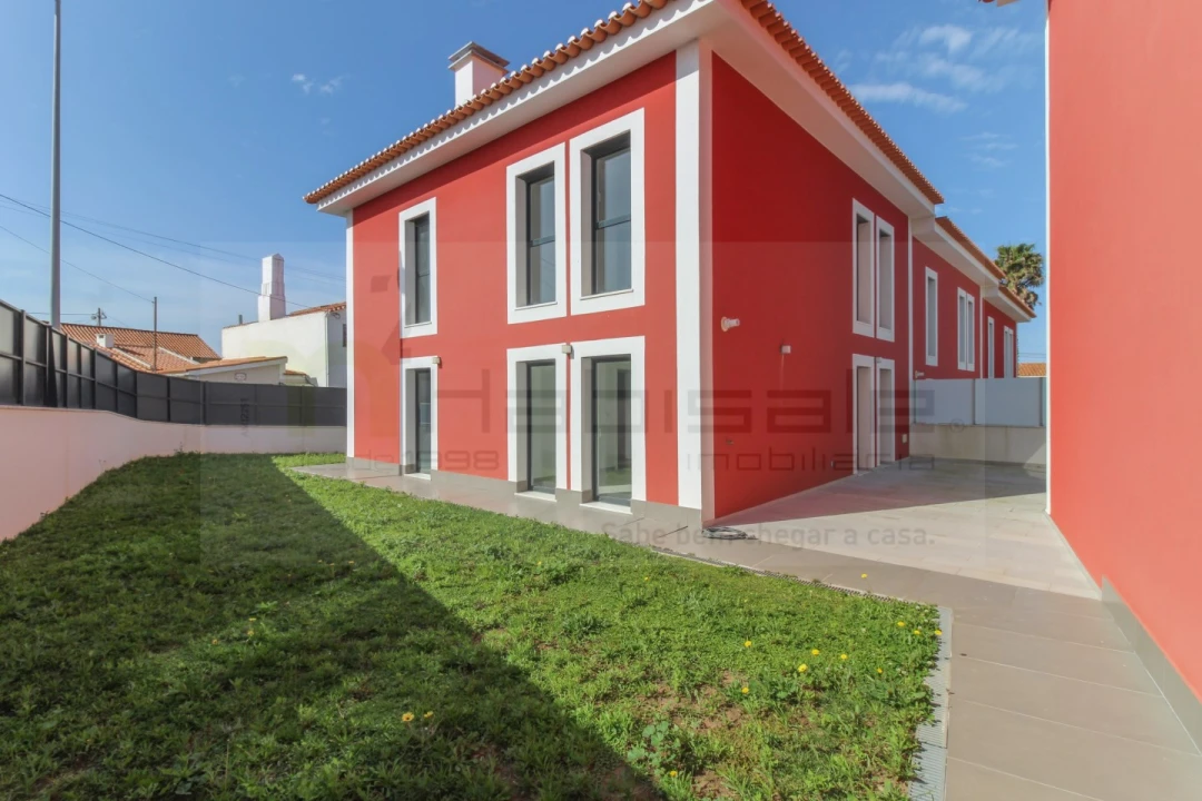 Moradia T3 para Venda em Cascais e Estoril Foto 1