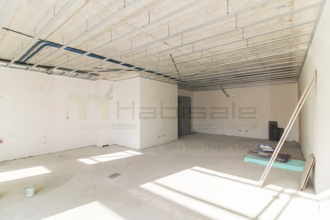 Apartamento T3 para Venda em Santo António dos Cavaleiros e Frielas Foto 6