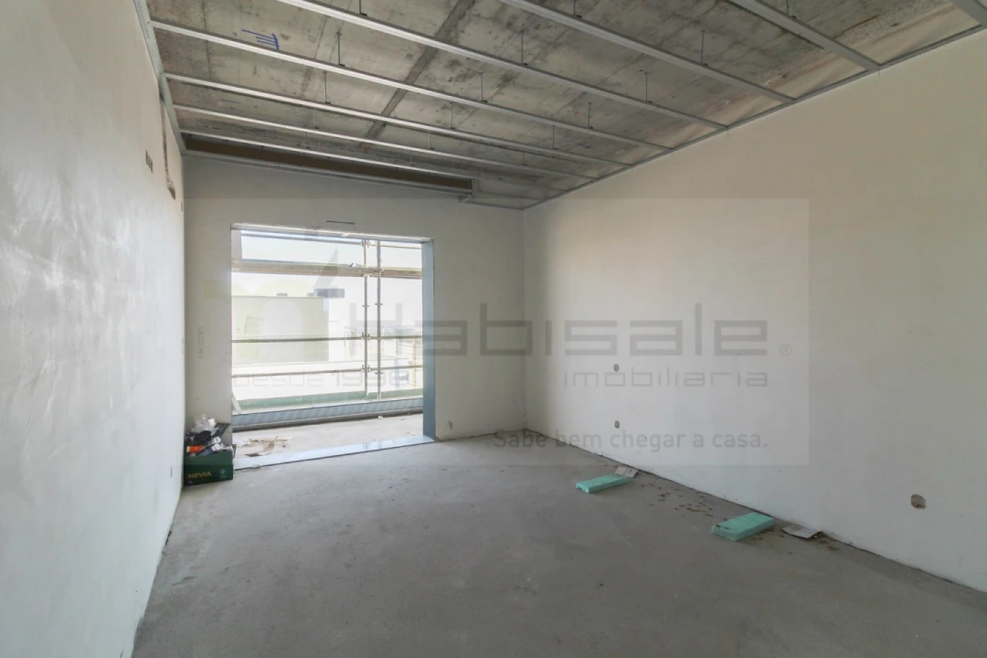 Apartamento T3 para Venda em Santo António dos Cavaleiros e Frielas Foto 15