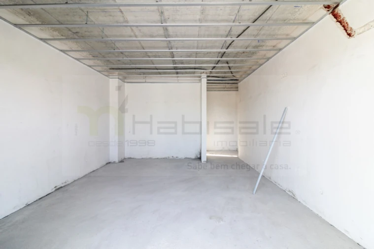 Apartamento T3 para Venda em Santo António dos Cavaleiros e Frielas Foto 20