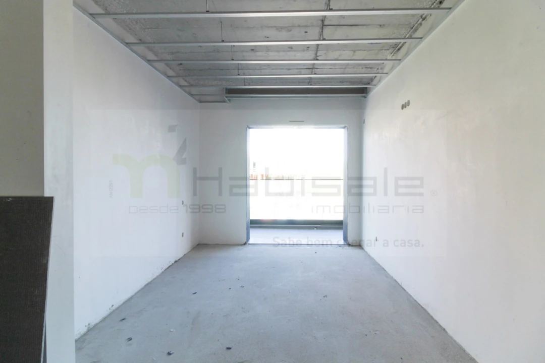 Apartamento T3 para Venda em Santo António dos Cavaleiros e Frielas Foto 17