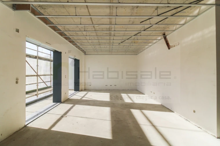 Apartamento T3 para Venda em Santo António dos Cavaleiros e Frielas Foto 3