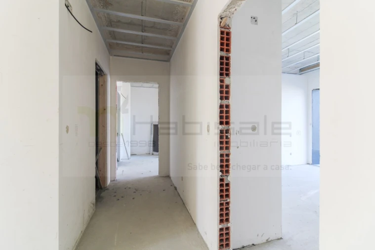 Apartamento T3 para Venda em Santo António dos Cavaleiros e Frielas Foto 11