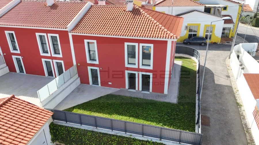 Moradia T3 para Venda em Cascais e Estoril Foto 2