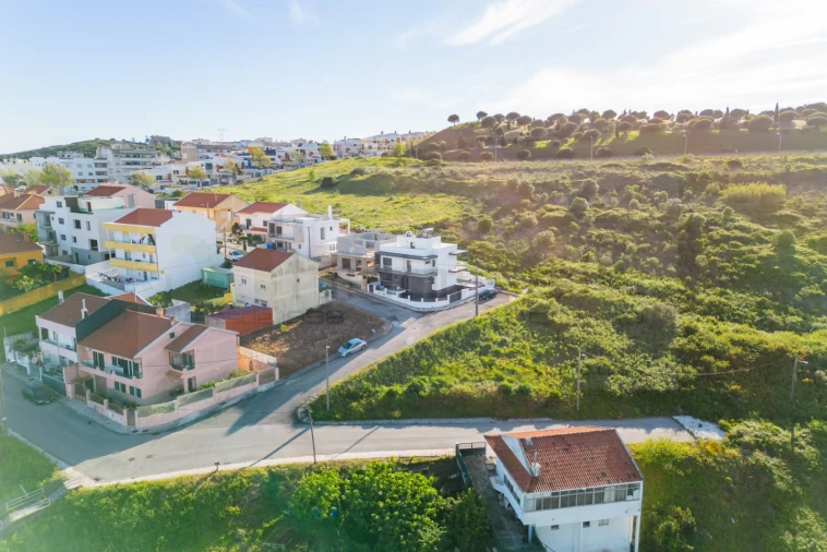 Moradia T4 para Venda em Pontinha e Famões Foto 49
