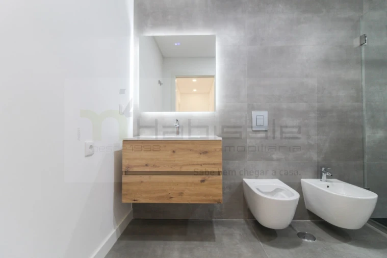 Apartamento T3 para Venda em Santo António dos Cavaleiros e Frielas Foto 7