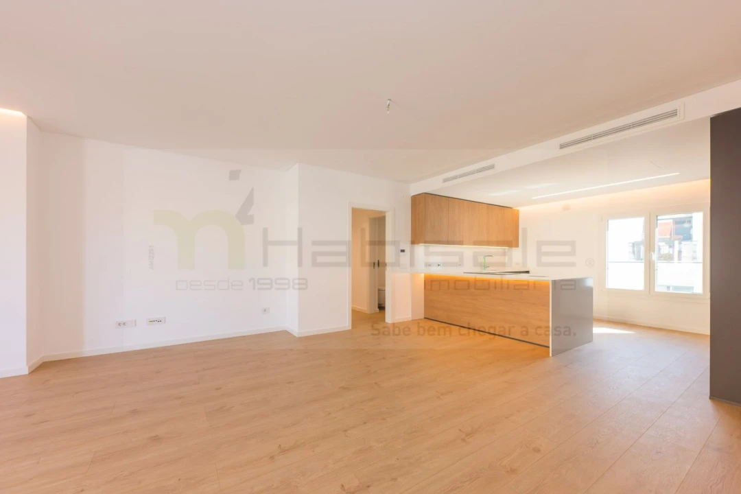 Apartamento T3 para Venda em Carcavelos e Parede Foto 3