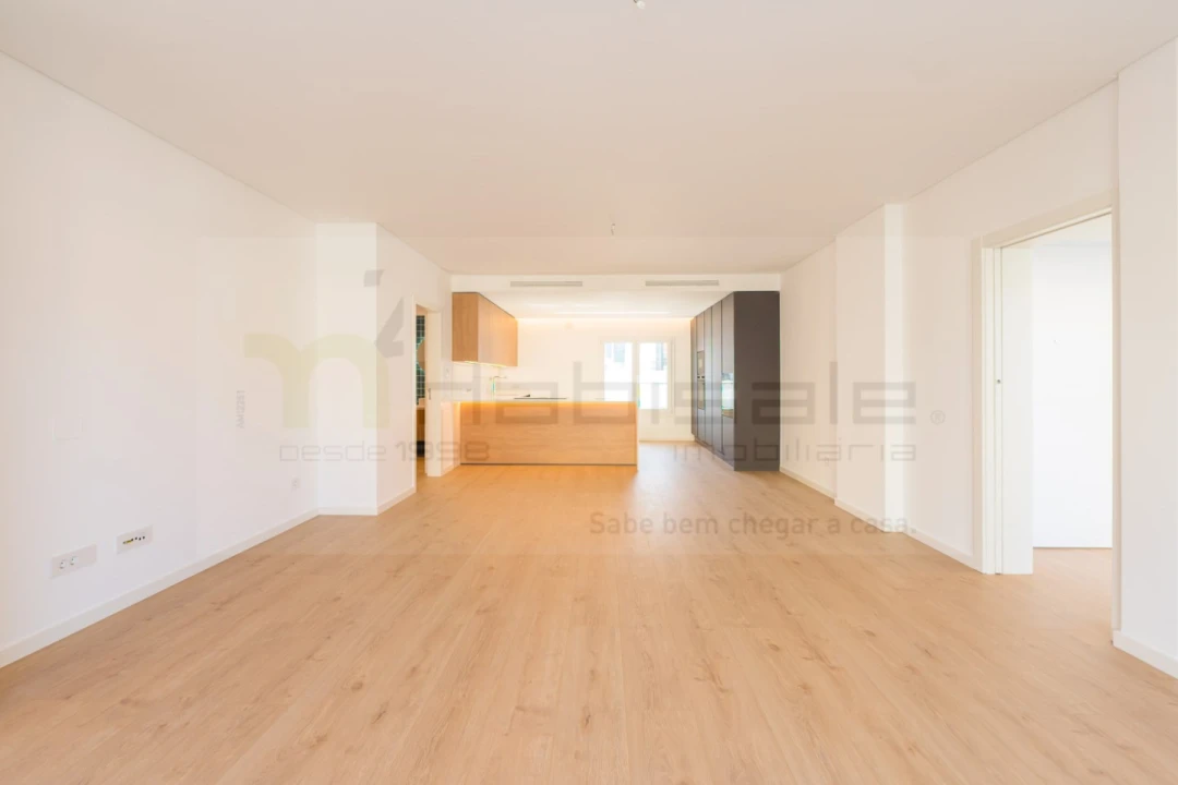 Apartamento T3 para Venda em Carcavelos e Parede Foto 8