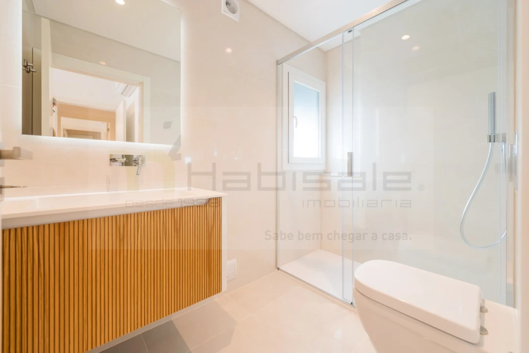 Apartamento T3 para Venda em Carcavelos e Parede Foto 32