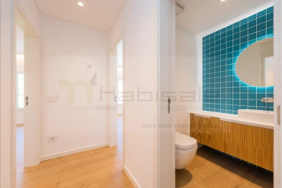 Apartamento T3 para Venda em Carcavelos e Parede