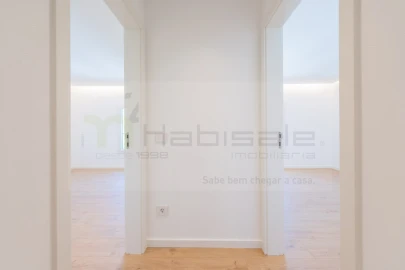 Apartamento T3 para Venda em Carcavelos e Parede
