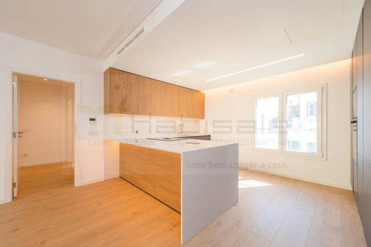 Apartamento T3 para Venda em Carcavelos e Parede Foto 12