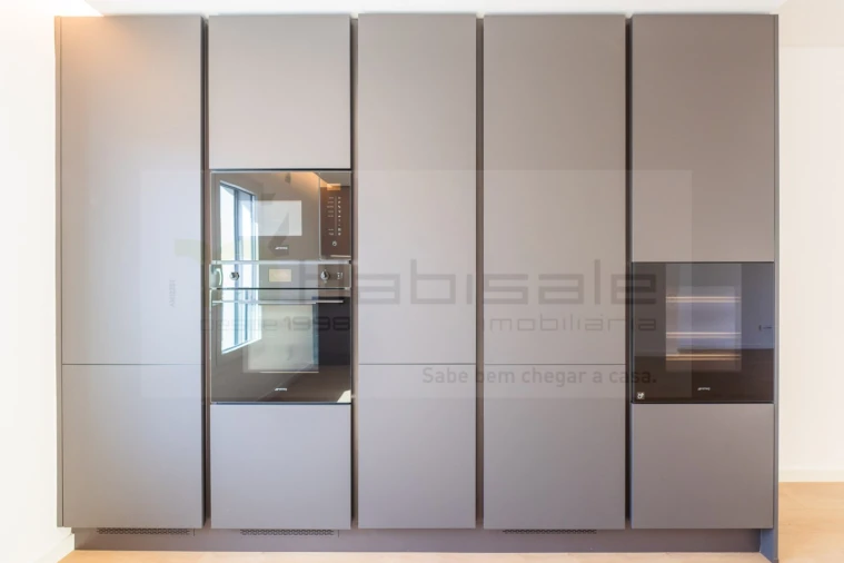 Apartamento T3 para Venda em Carcavelos e Parede Foto 16