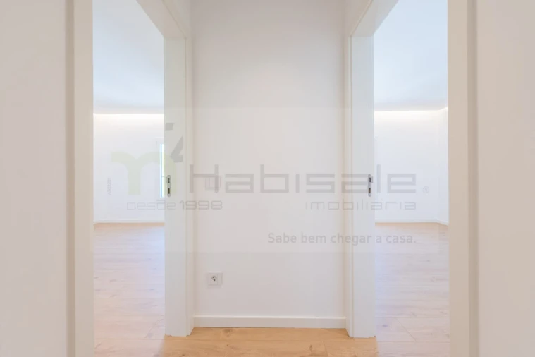 Apartamento T3 para Venda em Carcavelos e Parede Foto 20