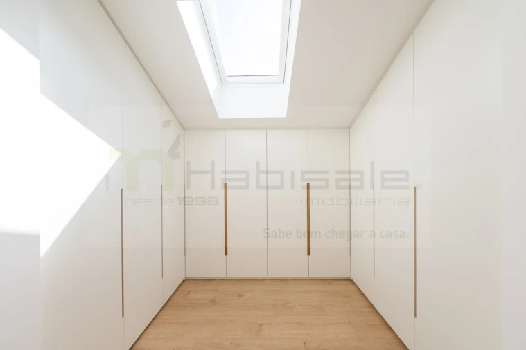 Apartamento T3 para Venda em Carcavelos e Parede Foto 45