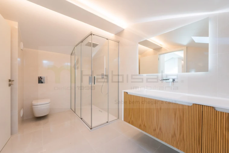 Apartamento T3 para Venda em Carcavelos e Parede Foto 48