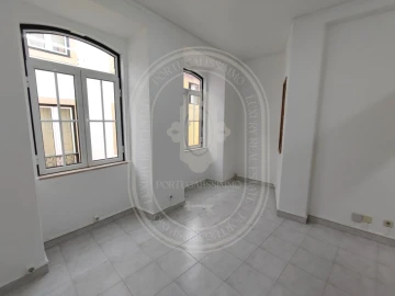 Escritório para Arrendamento em São João Baptista e Santa Maria dos Olivais