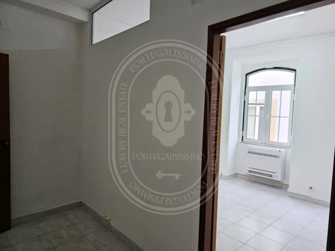 Escritório para Arrendamento em São João Baptista e Santa Maria dos Olivais Foto 9
