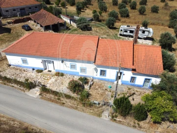 Moradia T4 para Venda em Brogueira, Parceiros de Igreja e Alcorochel