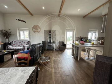 Moradia T4 para Venda em Brogueira, Parceiros de Igreja e Alcorochel