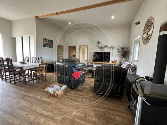 Moradia T4 para Venda em Brogueira, Parceiros de Igreja e Alcorochel Foto 8