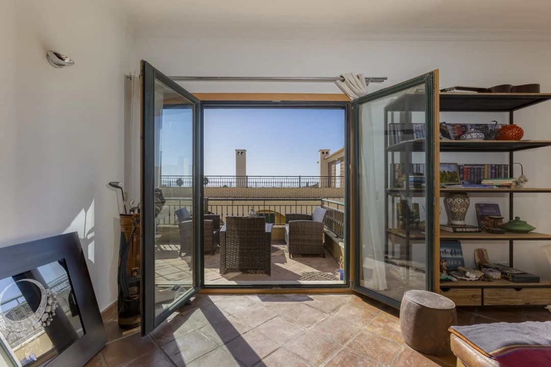 Apartamento T2 para Venda em Budens Foto 10