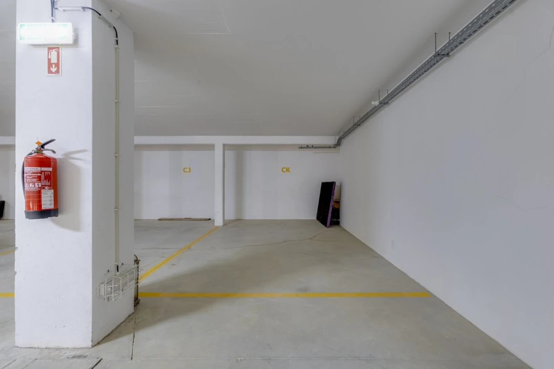 Apartamento T2 para Venda em Budens Foto 23