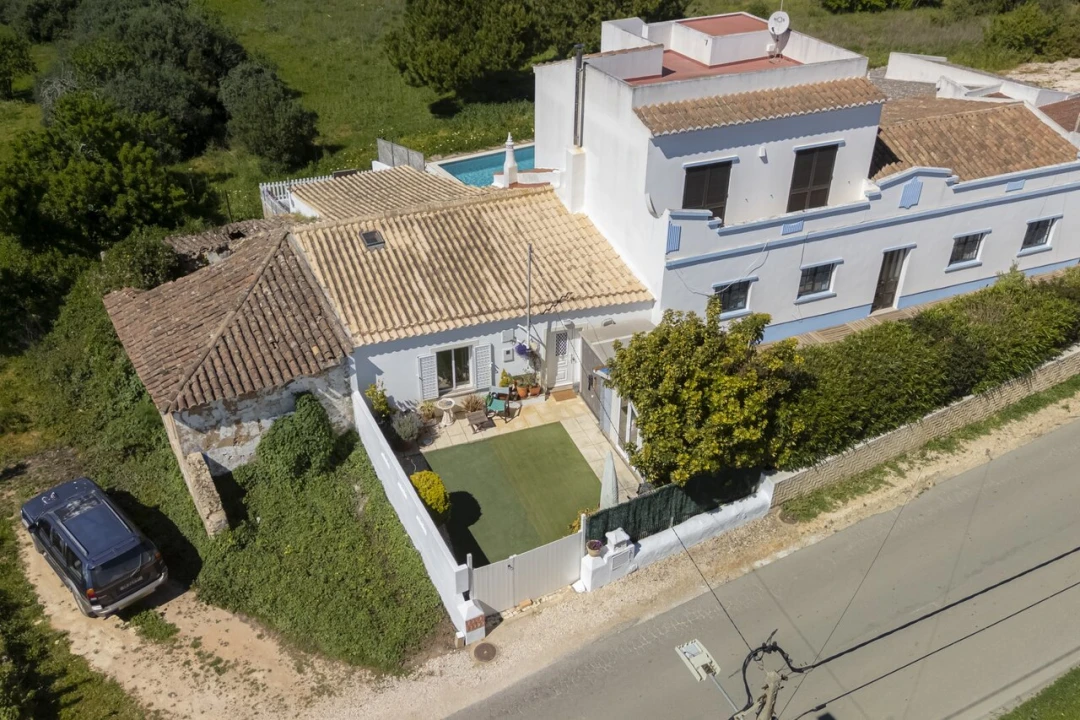 Moradia T2 para Venda em Luz Foto 1