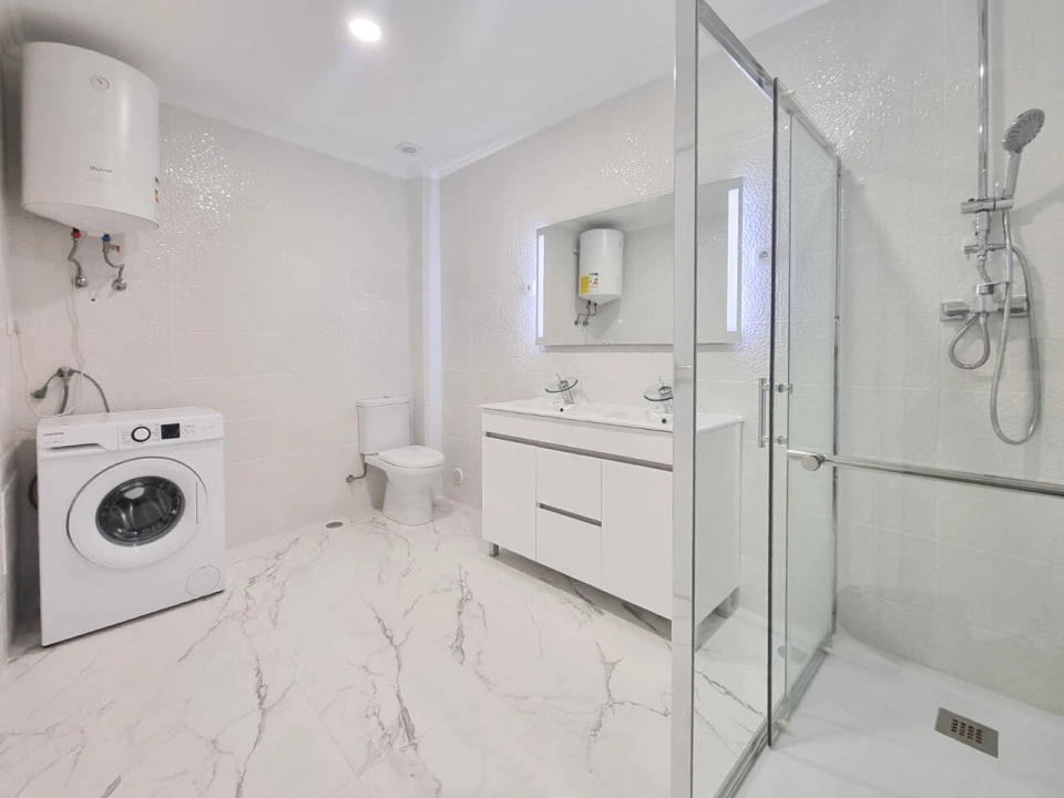 Apartamento T1 para Venda em Lagoa e Carvoeiro Foto 8