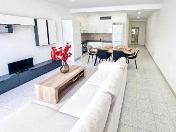 Apartamento T1 para Venda em Lagoa e Carvoeiro
