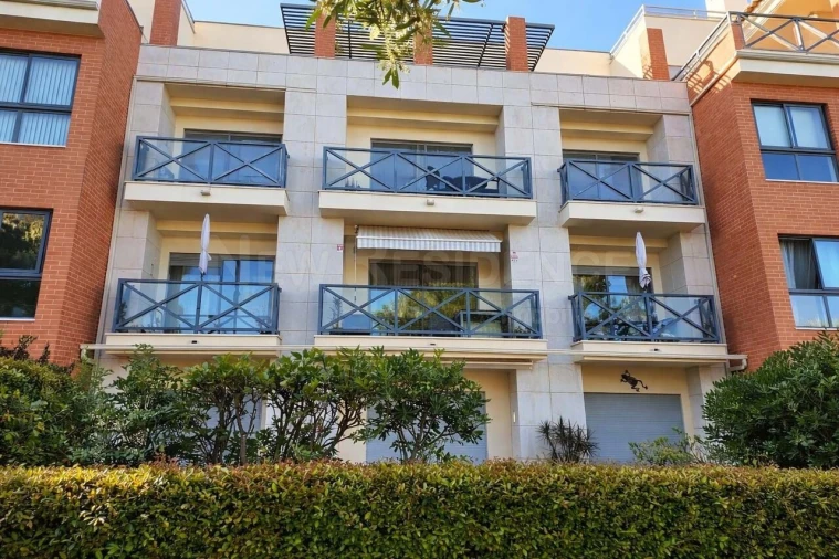 Apartamento T2 para Venda em Albufeira e Olhos de Água Foto 9