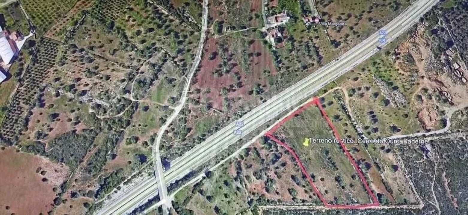 Terreno para Venda em Paderne Foto 1