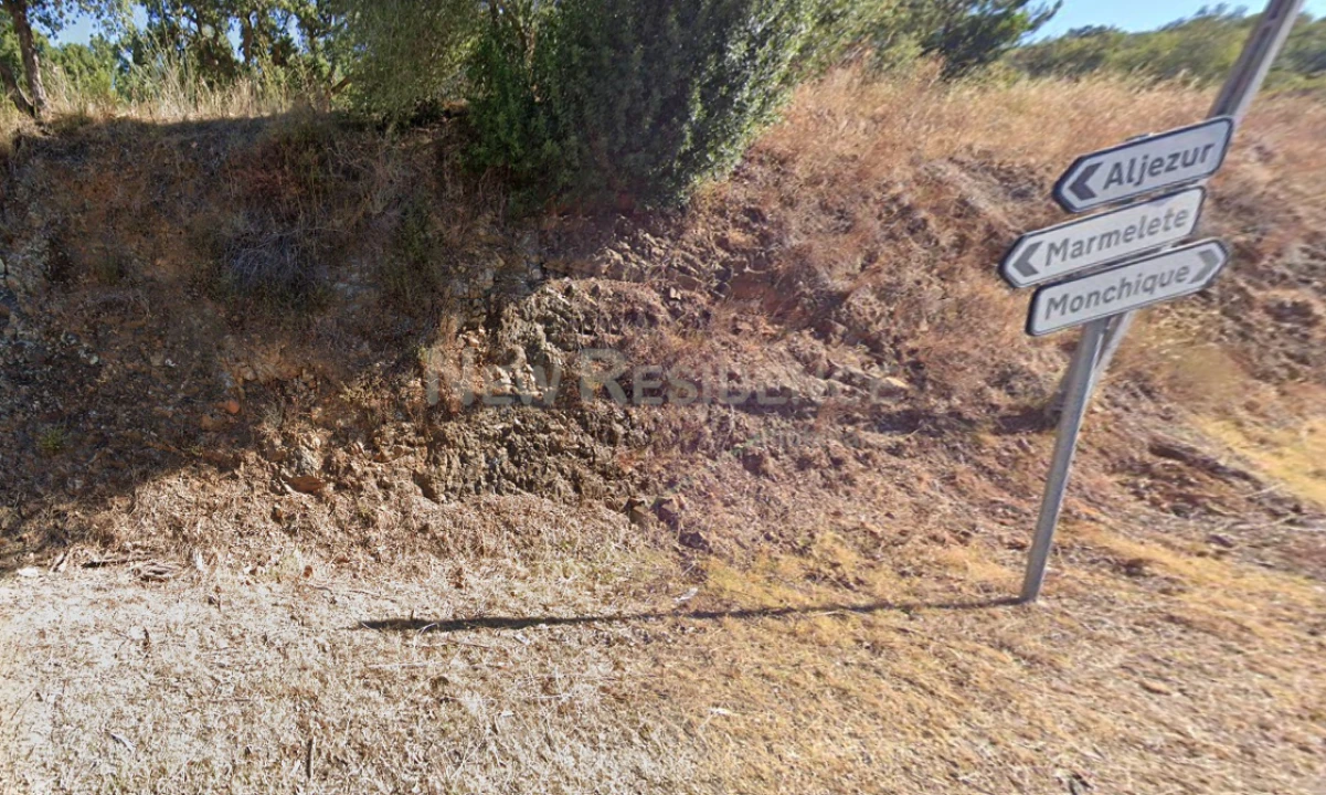 Terreno para Venda em Marmelete Foto 2