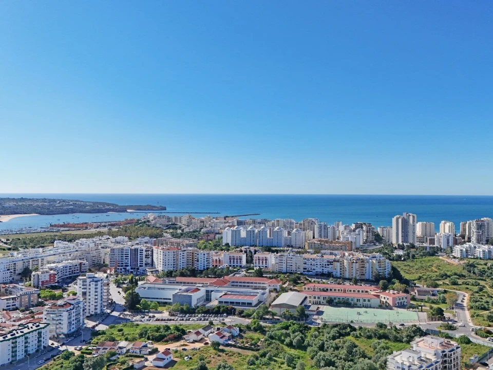 Apartamento T4 para Venda em Portimão Foto 5