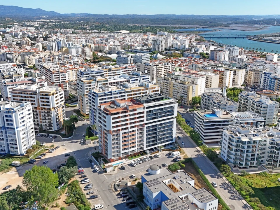 Apartamento T4 para Venda em Portimão Foto 1