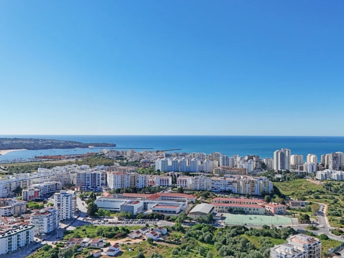 Apartamento T4 para Venda em Portimão Foto 5