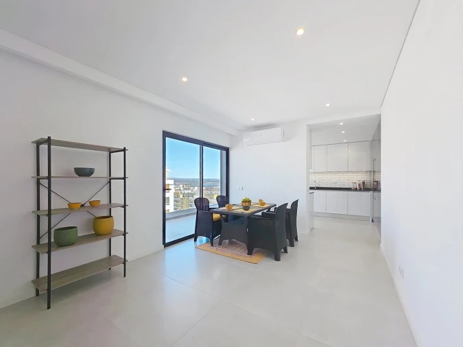 Apartamento T4 para Venda em Portimão Foto 12