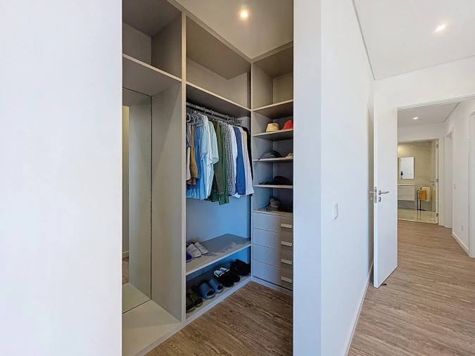 Apartamento T4 para Venda em Portimão Foto 35