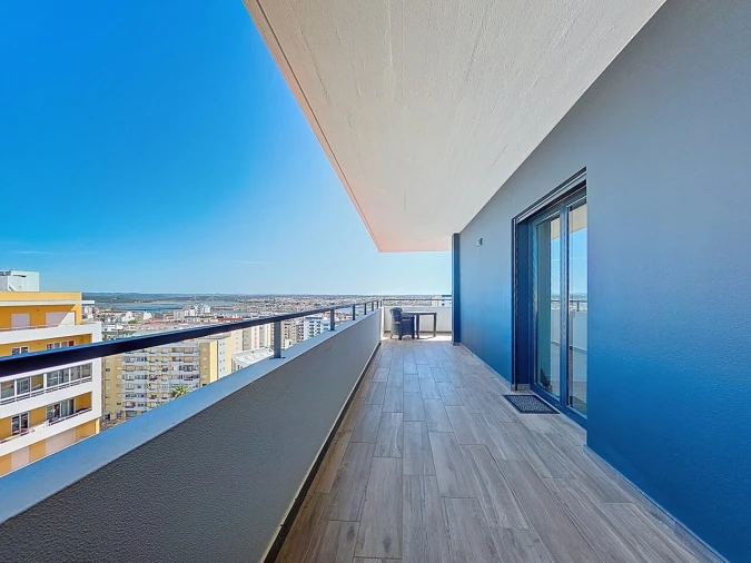 Apartamento T4 para Venda em Portimão Foto 41