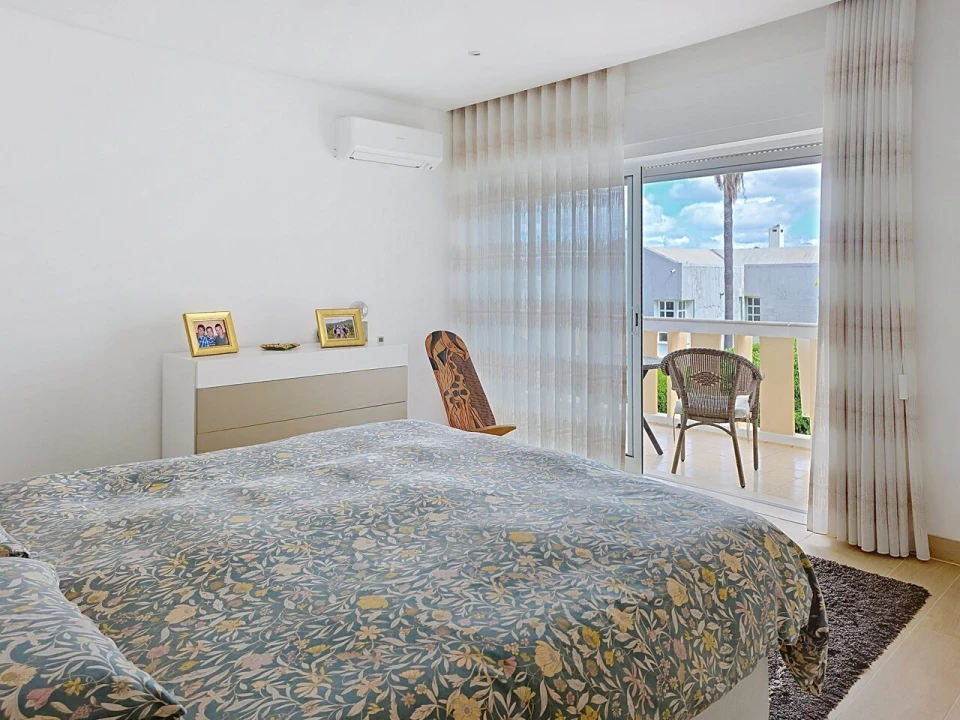 Apartamento T1 para Venda em Portimão Foto 16