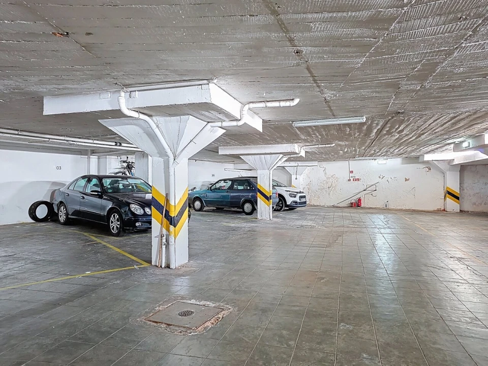 Apartamento T1 para Venda em Portimão Foto 23