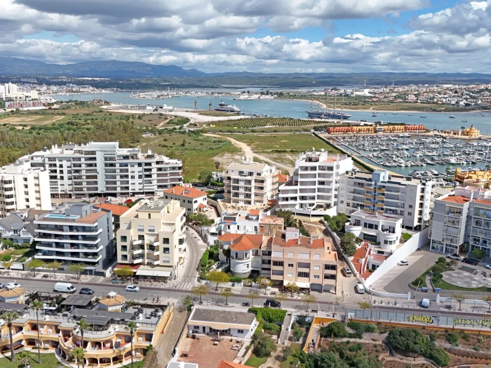 Apartamento T1 para Venda em Portimão Foto 32