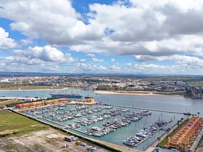Apartamento T1 para Venda em Portimão Foto 31