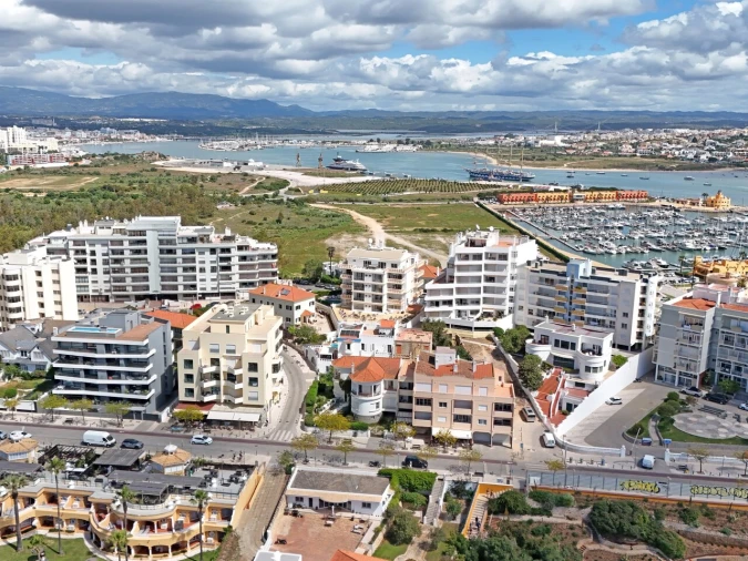Apartamento T1 para Venda em Portimão Foto 32